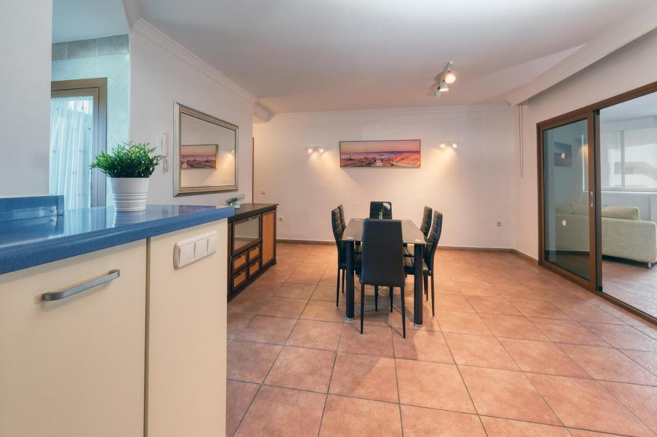 Casa Elin-shared Pool, Fast Wifi Dom wakacyjny *